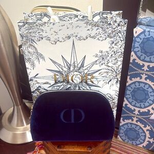 DIOR Beaute Cosmetics/Travel Pouch + Gift Bag NWOT